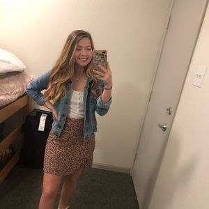 Meet your Posher, Elaine